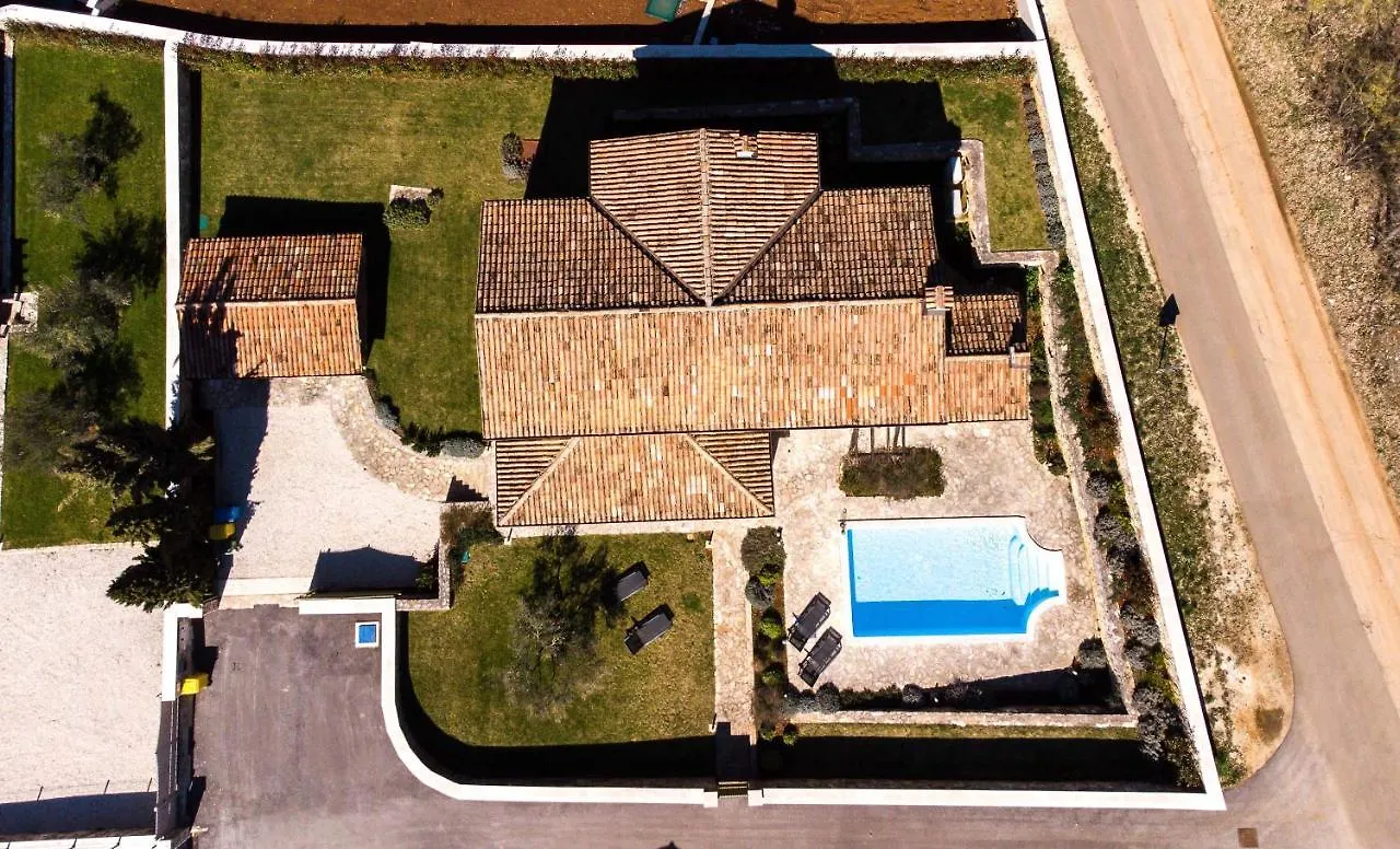 Villa Avalon - Luxury Home With Pool In The Centre Of Istria Tinjan 0*,  Croatia