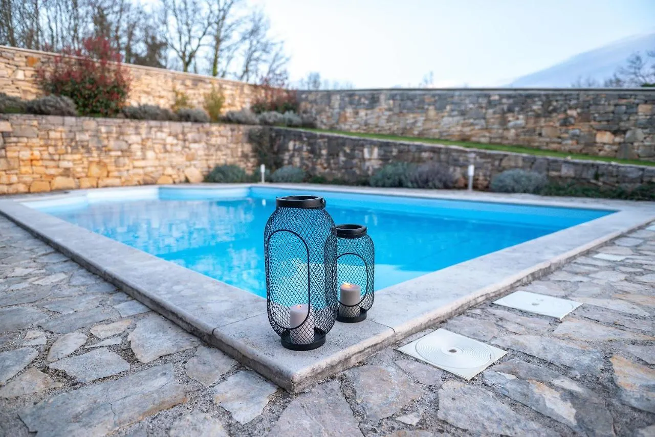 Villa Avalon - Luxury Home With Pool In The Centre Of Istria Tinjan