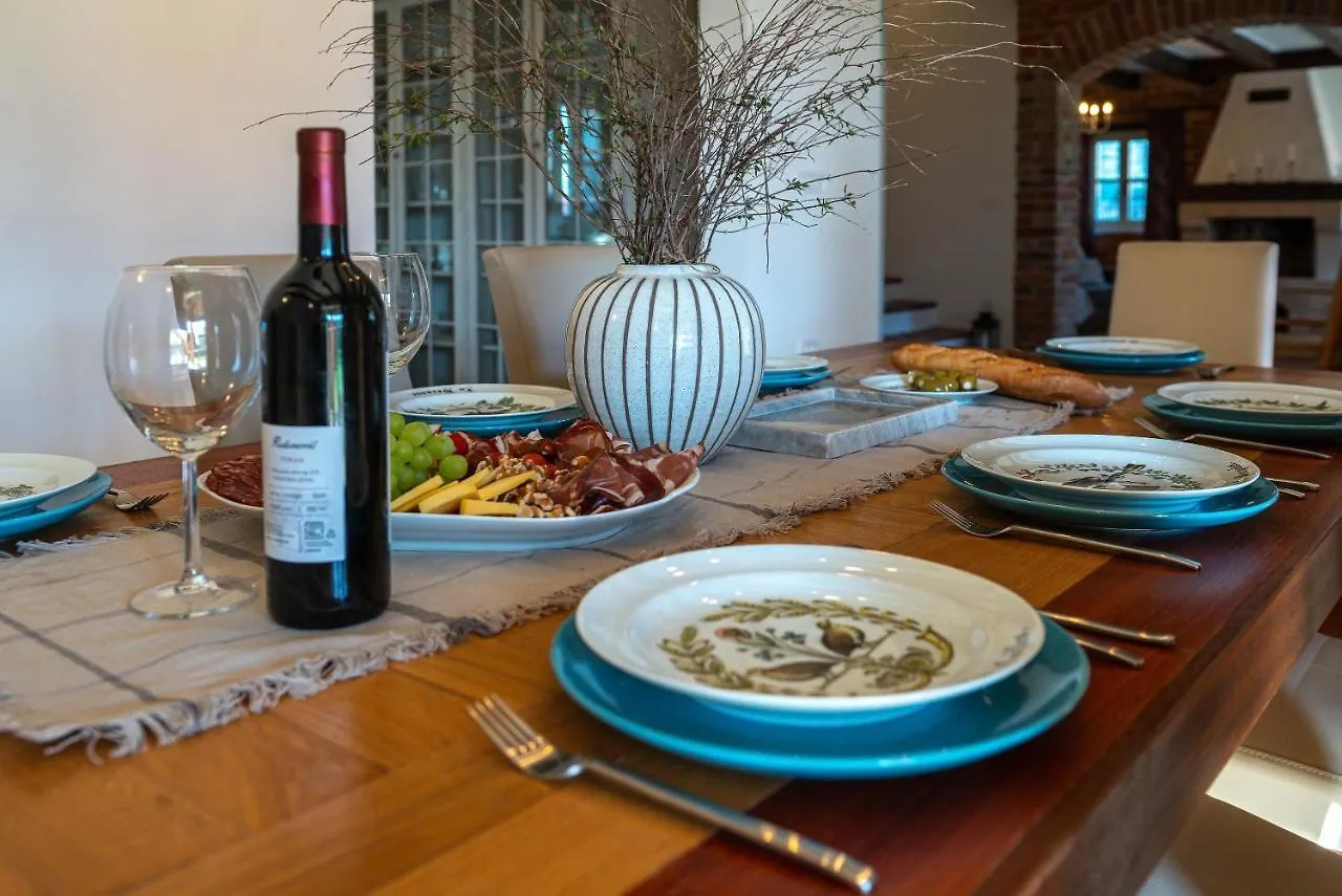 Villa Avalon - Luxury Home With Pool In The Centre Of Istria Tinjan