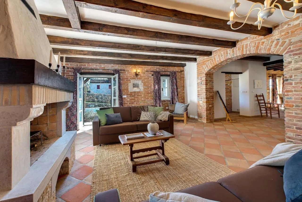 Villa Avalon - Luxury Home With Pool In The Centre Of Istria Tinjan